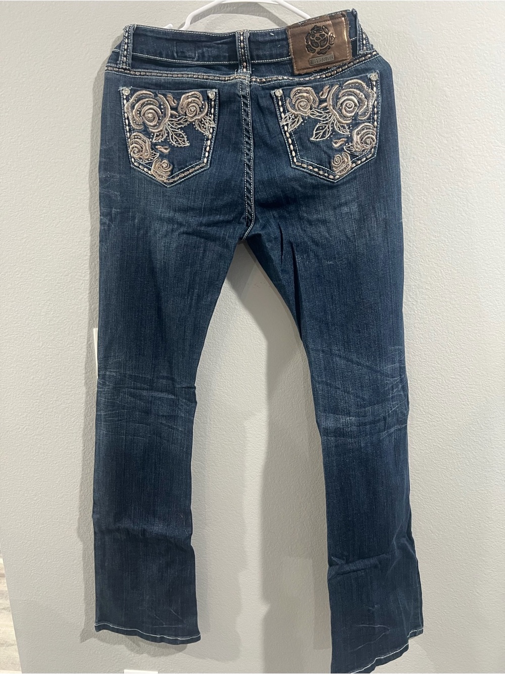 L.A. idol Dark Blue Bootcut Jeans with Cream Rose Embroidery